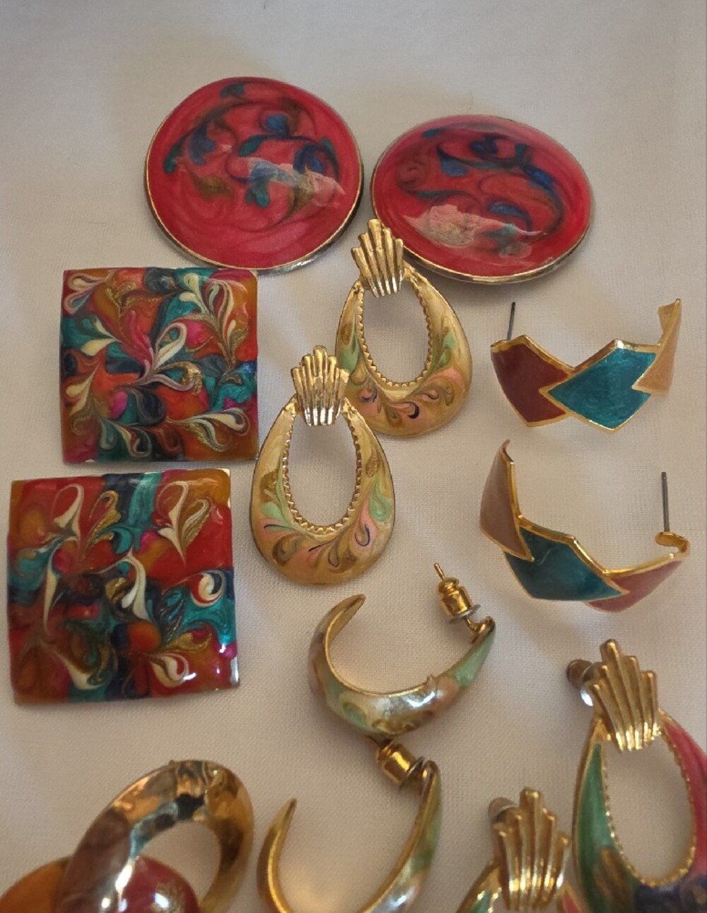 9x Vtg Artistic Swirled Colorful Enamel Earring Collection